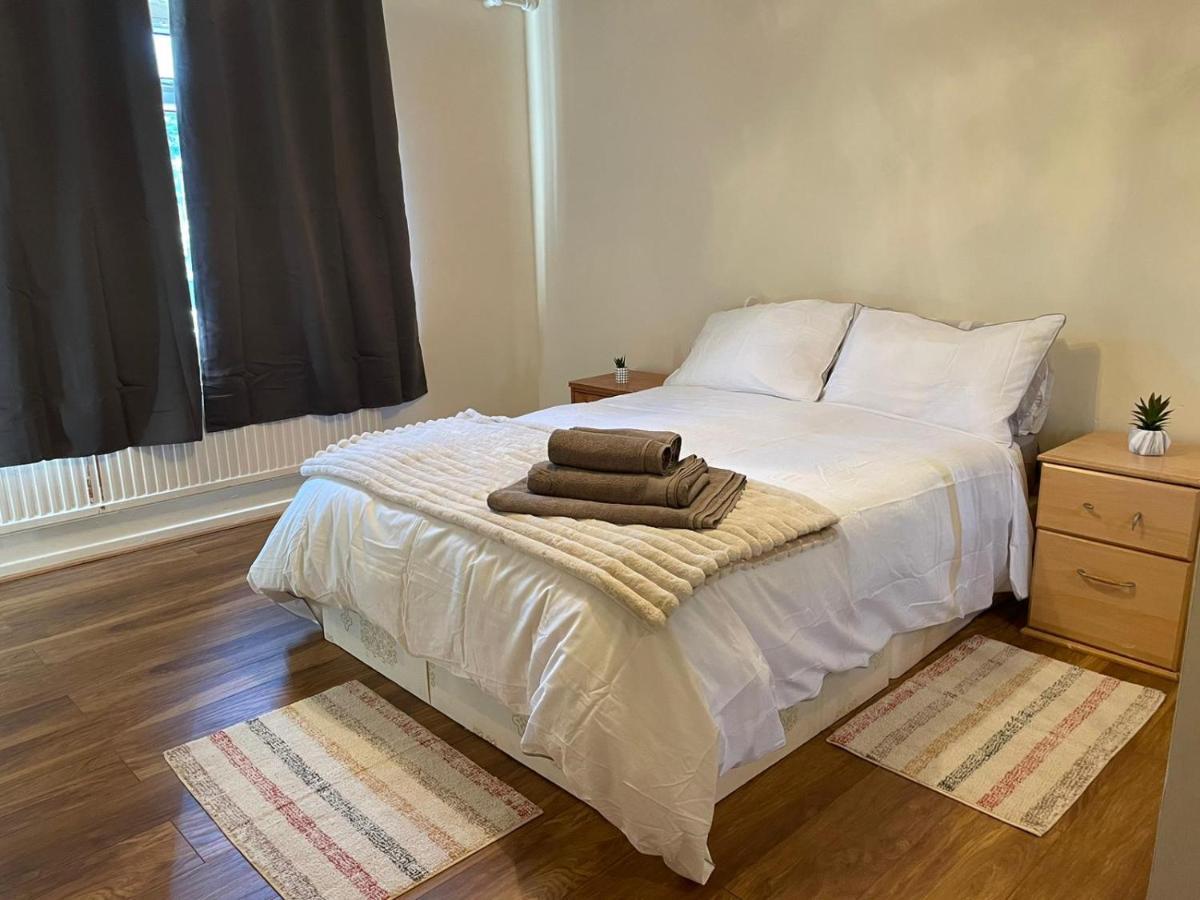 Single And Doubles Rooms Close To Central 伦敦 外观 照片