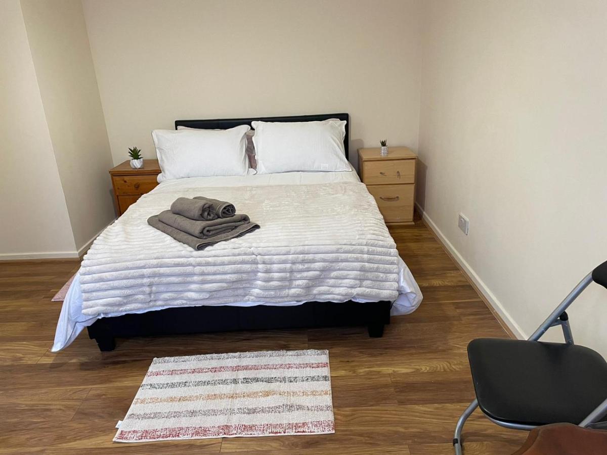 Single And Doubles Rooms Close To Central 伦敦 外观 照片